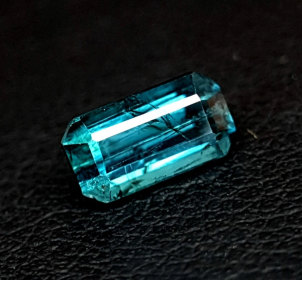 1.1 ct Sapphire xxds