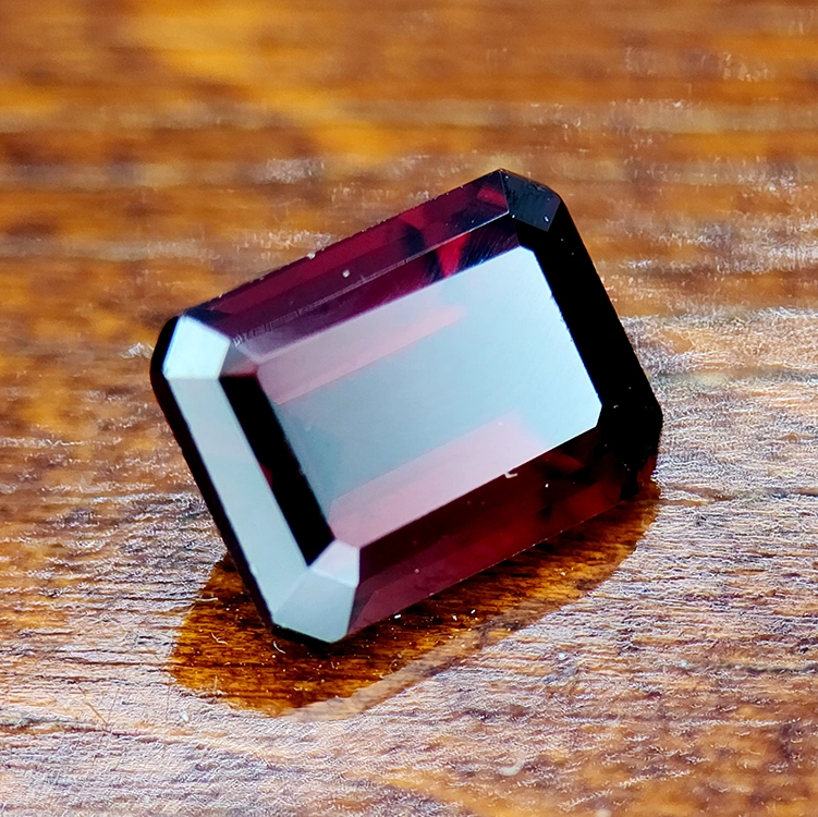 1.93 Carat Natural Grape Garnet H32 Gemstone IGCHMX1