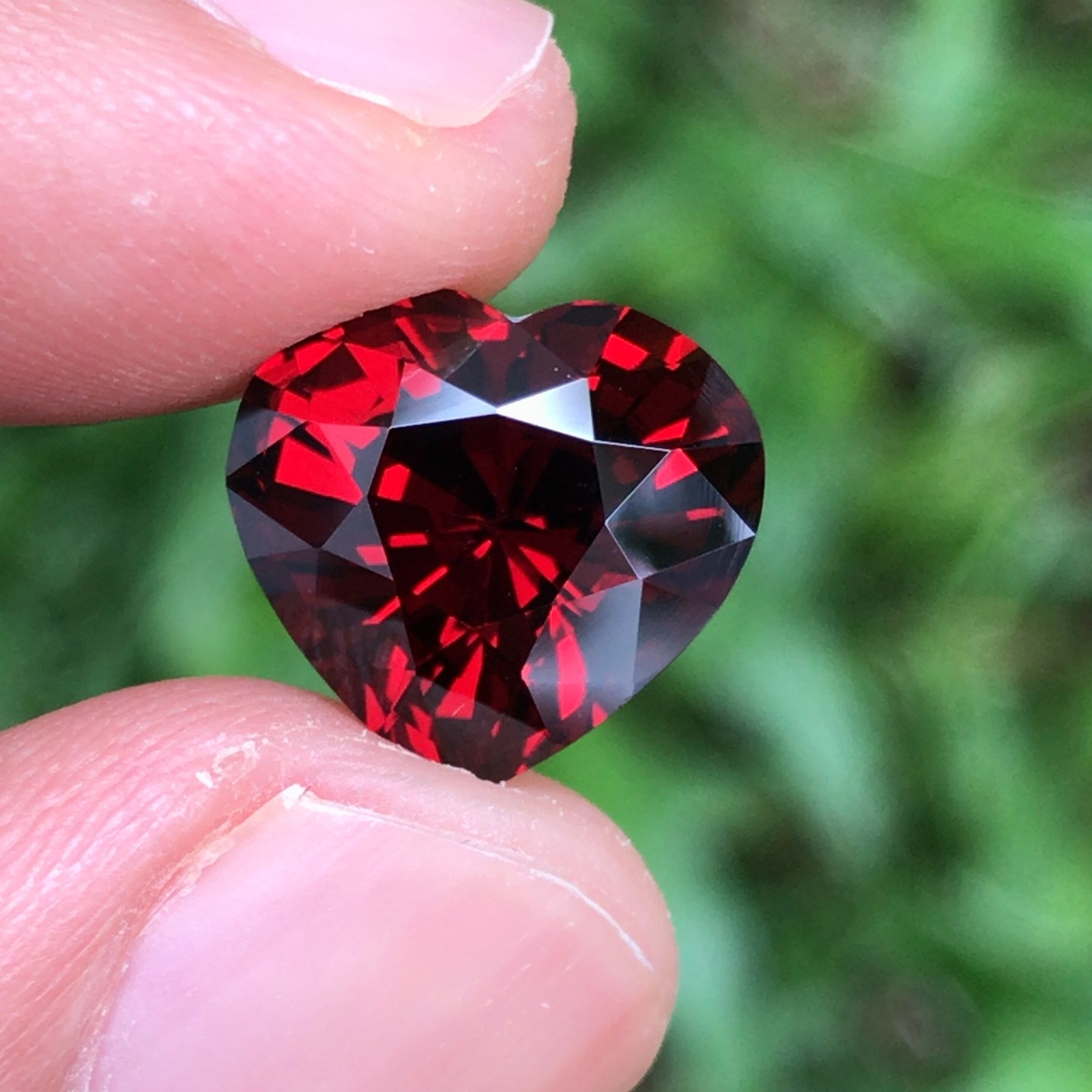 6.20 Crt Garnet Red Excellent Cut UNHEATED 100% Natural Mine Madagascar