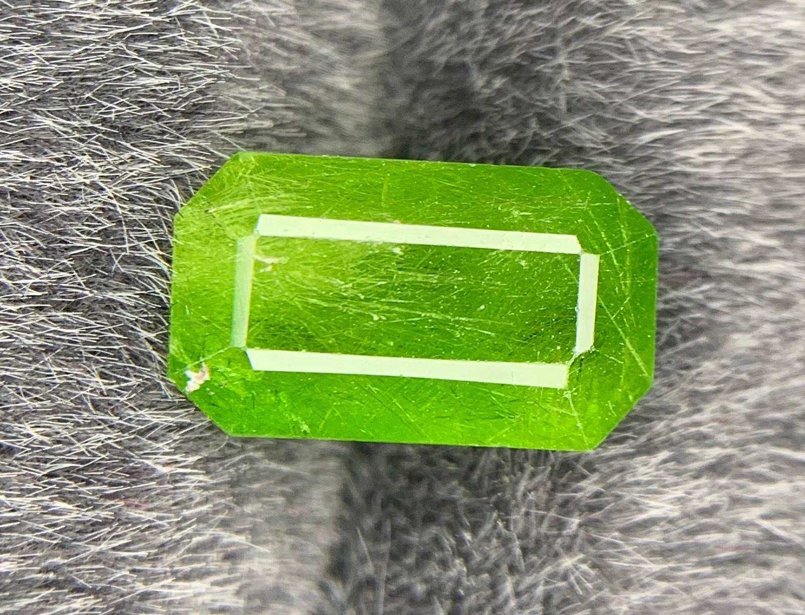 Certified 2.29Ct Vivid Green Demantoid Garnet w/ Golden Horsetail Inclusion